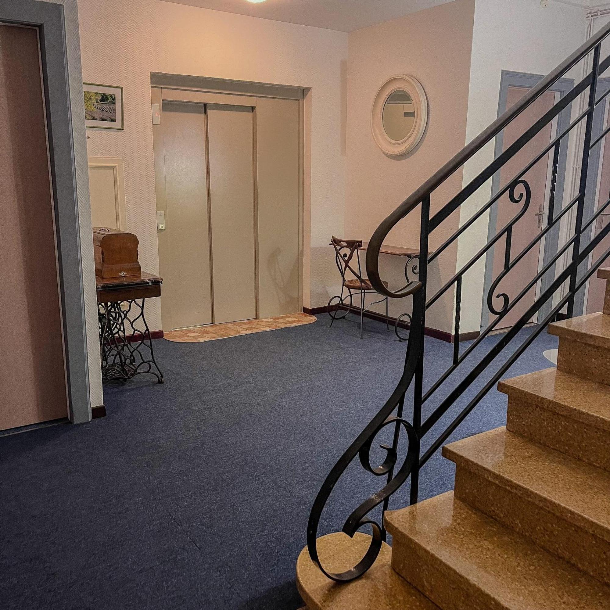 Hotel Le National à Sète Extérieur photo